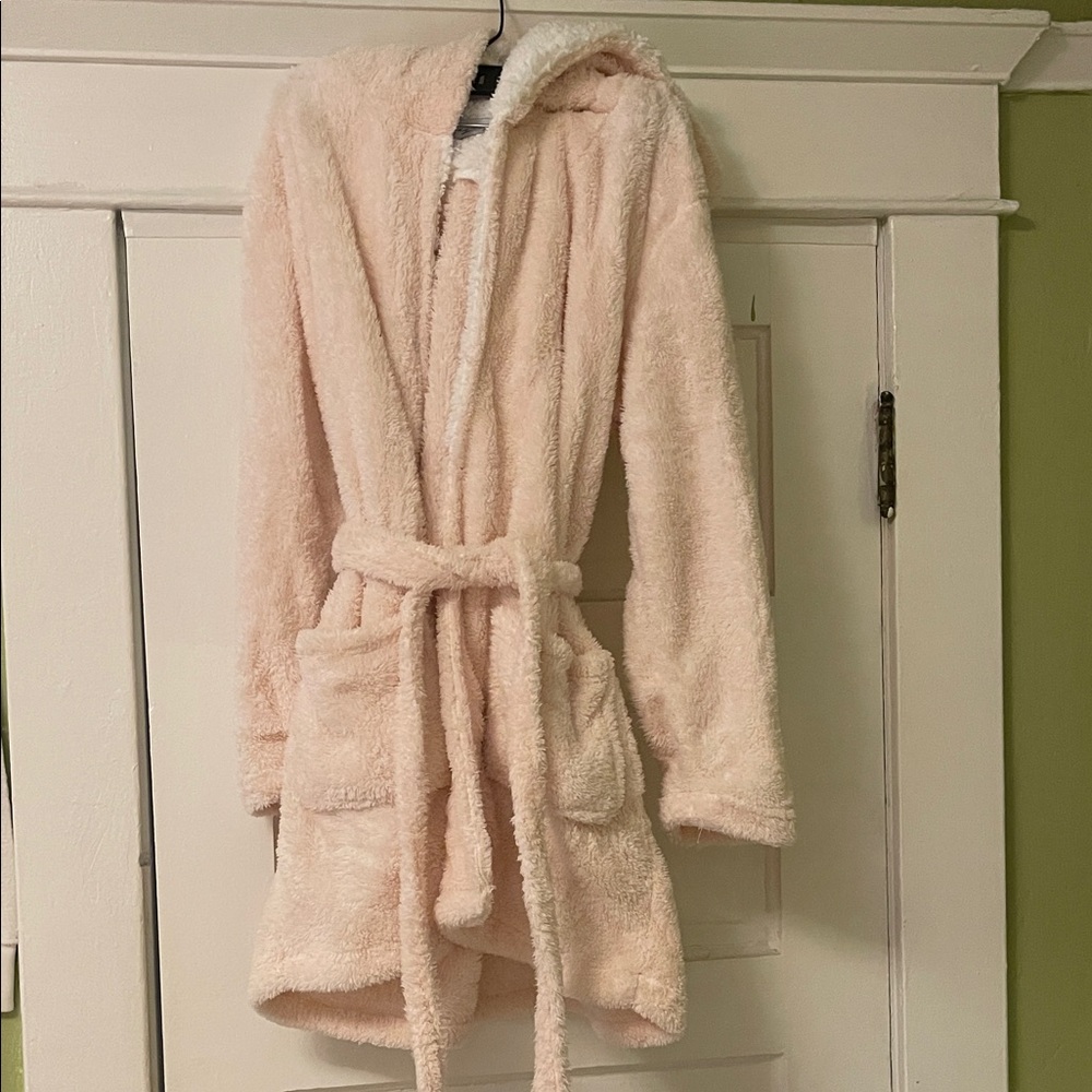 Cozy Pink Hooded Robe